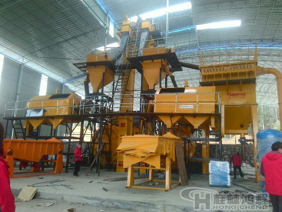 石英砂磨機(jī)，石英砂自磨機(jī)，磨粉機(jī)，制砂機(jī)