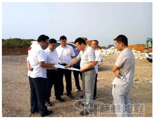 重鈣磨粉機，重鈣，HCH1395，超細環(huán)輥磨,武宣碳酸鈣