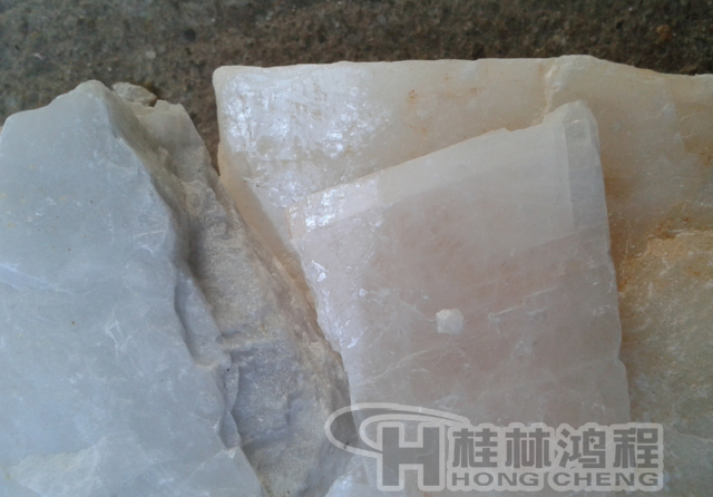 長石，長石粉，長石的用途
