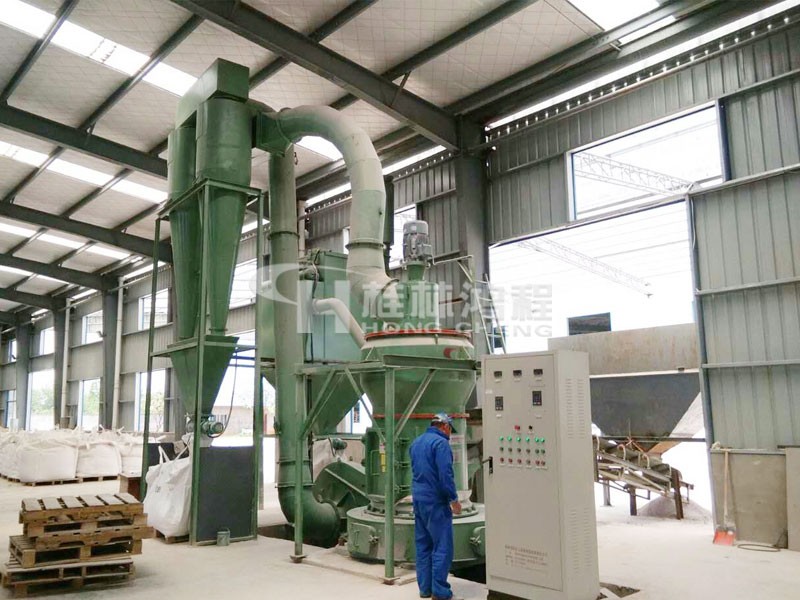 325目煤粉用什么磨機(jī)？HC1000擺式磨粉機(jī)細(xì)度達(dá)200目